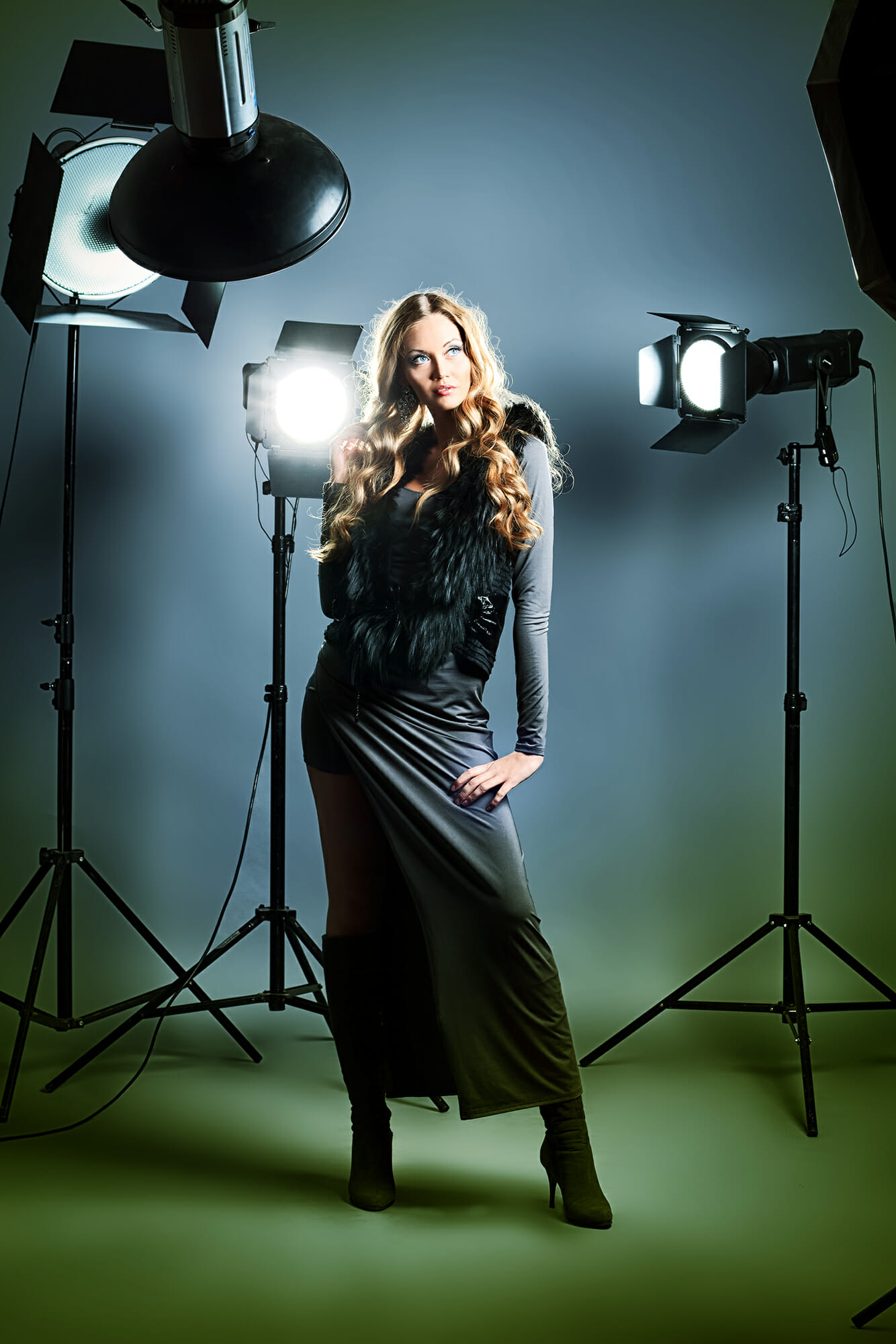 portrait photography tips lady dress studio